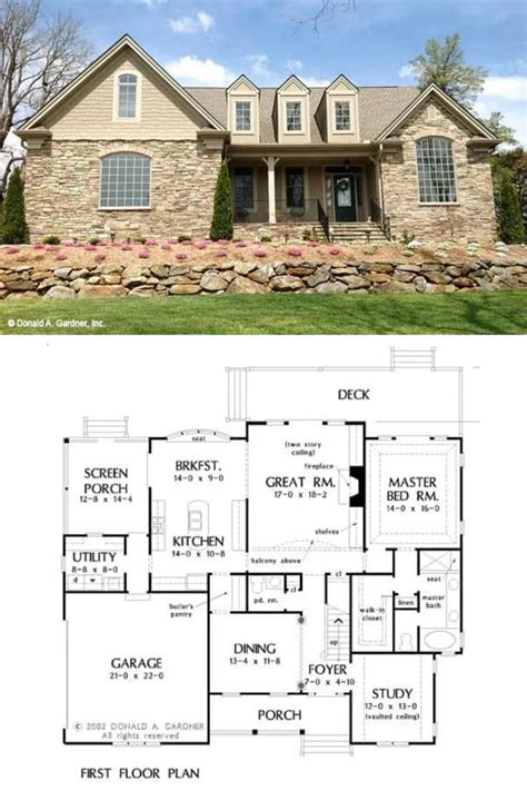 3 Bedroom Craftsman House Plan With Two Bonus Rooms