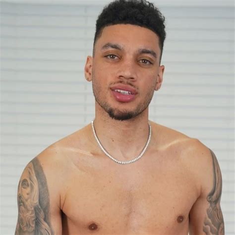 Reality Kings Hot Horny Harley Haze Can T Help But Play With Her Pussy While Watching Sexy