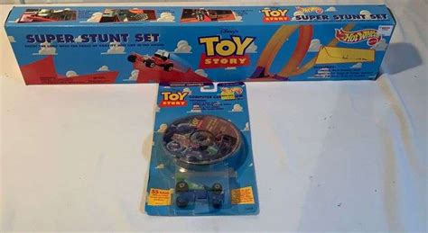Hot Wheels Toy Story Super Stunt Set Dvd Car Sherwood Auctions