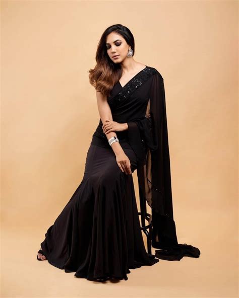 Ritu Varma Exquisite Outfits And Looks K Fashion