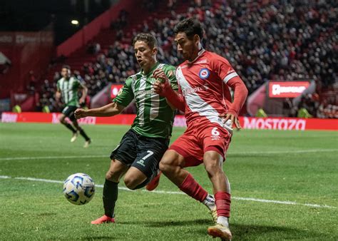 Derrota ante Argentinos Juniors - Club Atlético Banfield