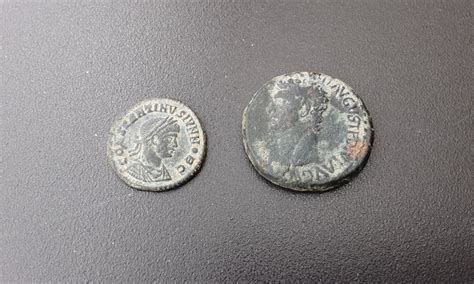 Romeinse Rijk Germanicus Constantine II Lot of 2 Æ coins 1st 4th