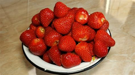 НЕРЕАЛЬНАЯ ВКУСНОТА из Клубники Самый Экологически Чистый Йогурт в Мире ...