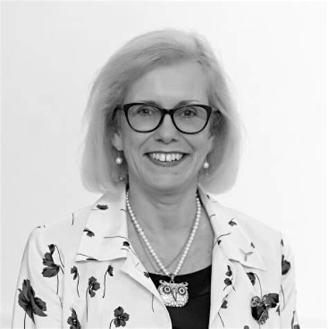 Helen Mahy Cbe School For Ceos