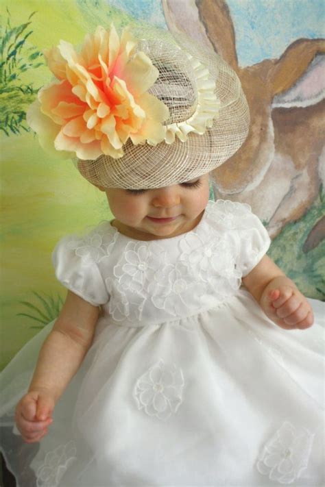 Baby Straw Easter Hat What A Cutie With Images Easter Hats