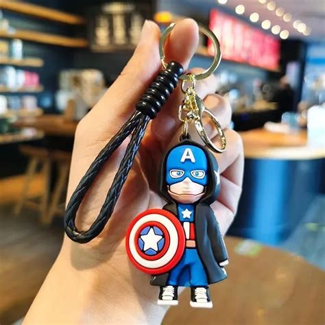 Marvel Avengers Action Figures Chaveiro Boneca Bonito Pingente Homem De