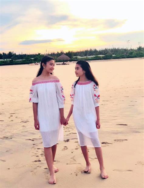 C Ng Ch A Tu I Nh Quy N Linh Th D Ng V I Bikini Ai C Ng T M T C Khen D Ng V C Nh Hoa