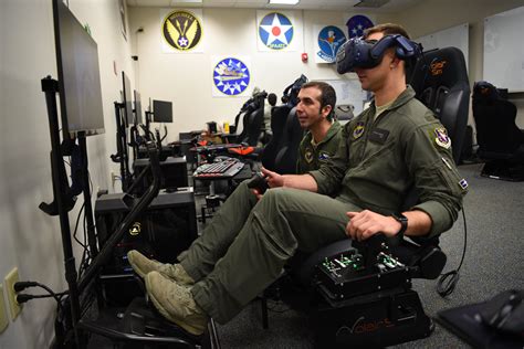 Usaf Columbus Afb Integrates Vr Technology Into Pilot Training