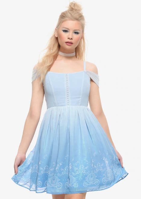 Hot Topic Celebrates Cinderella S Th With A New Collection