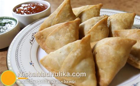 Chinese Samosa Recipe - Nishamadhulika.com