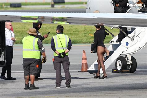 Bianca Censori Biancacensori Official Nude Leaks Photo TheFappening