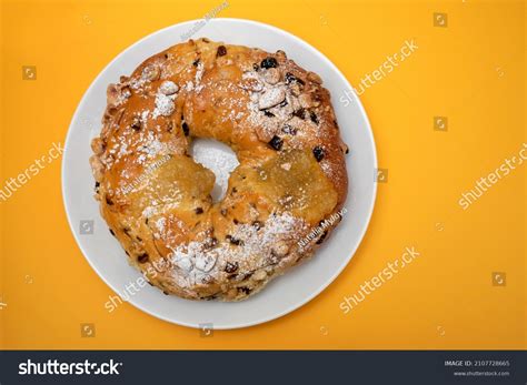 Typical Portuguese Fruit Cake Bolo Rainha Stock Photo