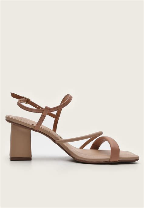 Sand Lia Vizzano Tiras Nude Compre Agora Dafiti Brasil