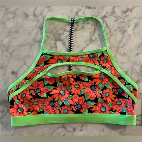 Dolfin Swim Nwt Dolfin X Uglies Upf 5 Sport Bikini Top Poshmark