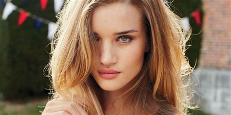 Rosie Huntington-Whiteley Net Worth - Net Worth Post