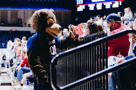 4 Reasons to Go to a Belmont Basketball Game This Season