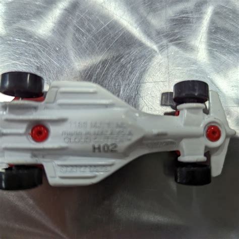 Mattel Toys Mattel Hot Wheels Cloud Cutter F Race Car Red White Yellow Line Wheels