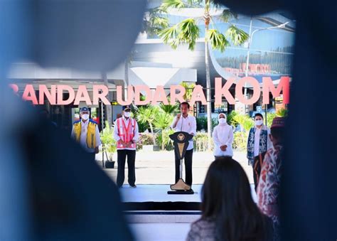 Presiden Jokowi Resmikan Perluasan Bandara Komodo Labuan Bajo