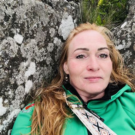 BeYou101 - An old proverb says: If you forgive the fox for stealing