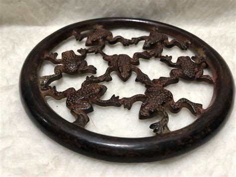 Vintage Cast Iron Trivet Stand In Frog Design In Dia Hobbies