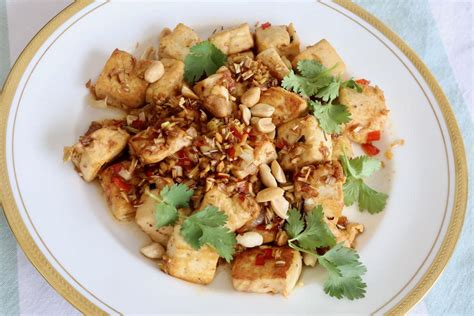 Crispy Spicy Fried Lemongrass Vietnamese Tofu Recipe