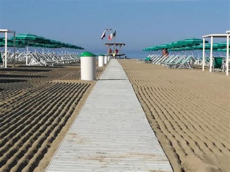 Bagno Vittoria Viareggio LU Prenotazione Online Spiagge It