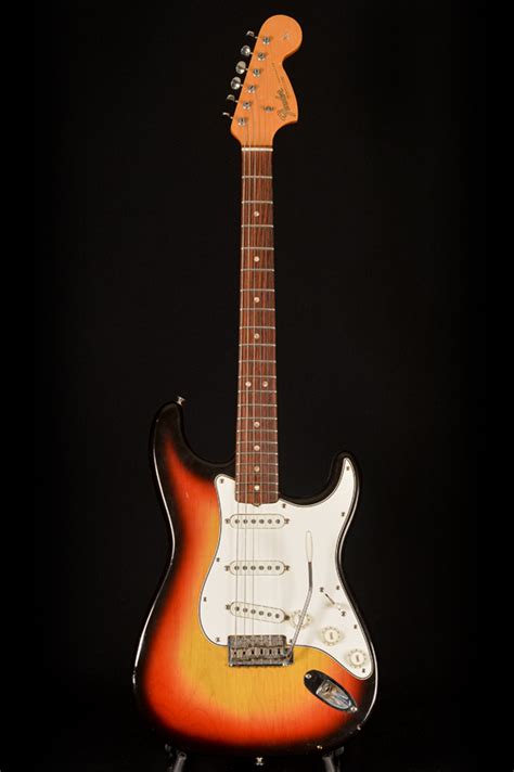 fender stratocaster sunburst  woodstock guitars