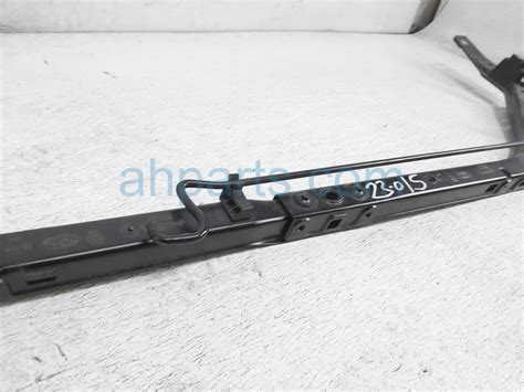 Sold 2020 Ford Explorer Core Radiator Support Upper Tie Bar 2 3l L1MZ