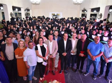 Prefeitura De Caucaia Promove Formatura De Quase Agentes De Sa De E