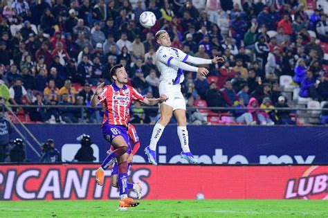 La Jornada San Luis Derrota 1 0 Al Monterrey Y Toma Ventaja En