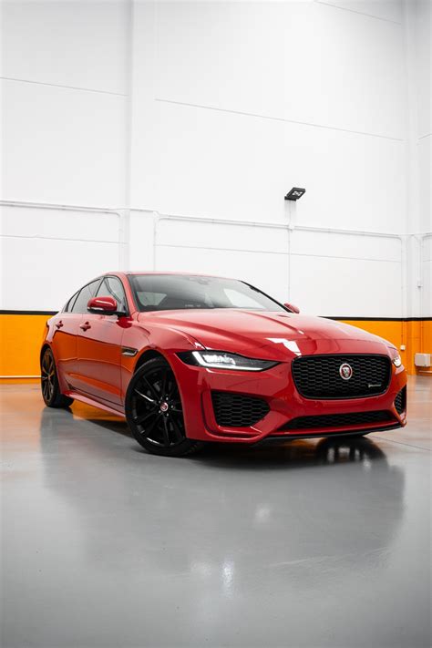 Jaguar Xe P R Dynamic Se