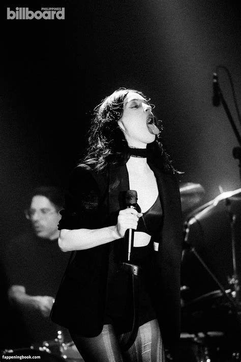 St Vincent Annie Erin Clark Muddaub St Vincent Nude OnlyFans Leaks The Fappening Photo