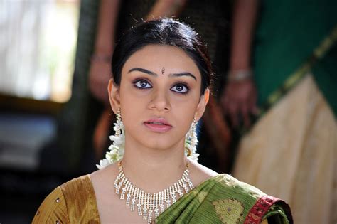 Shobana Hot In Kodipunju