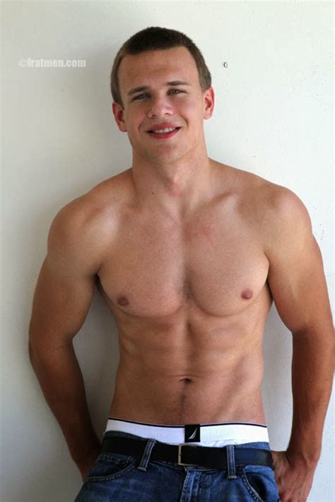 Gay Mans Pleasure Hot Damn Thats A Hot Twink