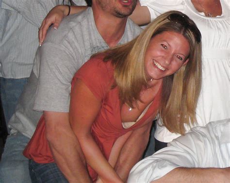 Amateur Nip Slips Porn Pictures Xxx Photos Sex Images Pictoa