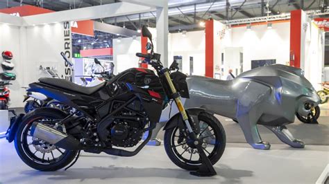 Eicma Peugeot Pm La Piccola Naked Gazzetta It