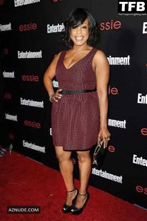 Niecy Nash Sexy Flashes Her Hot Boobs In Various Photos Collection Aznude