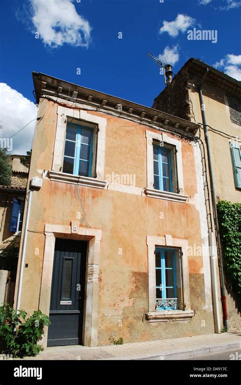 Old House In Bonnieux Village Vaucluse Provence France Stock Photo