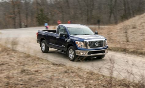 2019 Nissan Titan Reviews Nissan Titan Price Photos And Specs Car And Driver