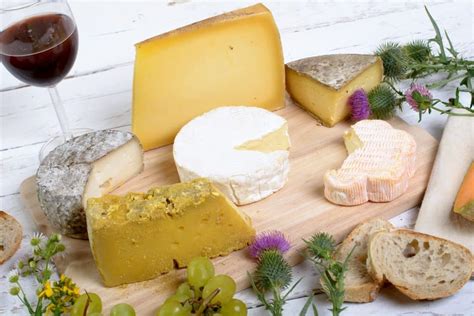 Assortiment De Fromages Français Viva MÉdia