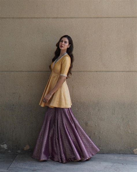Sonam Bajwa Aka Sonampreet Bajwa Photos Stills And Images