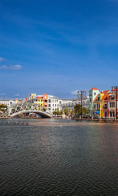 STARLUX Airlines Official Website