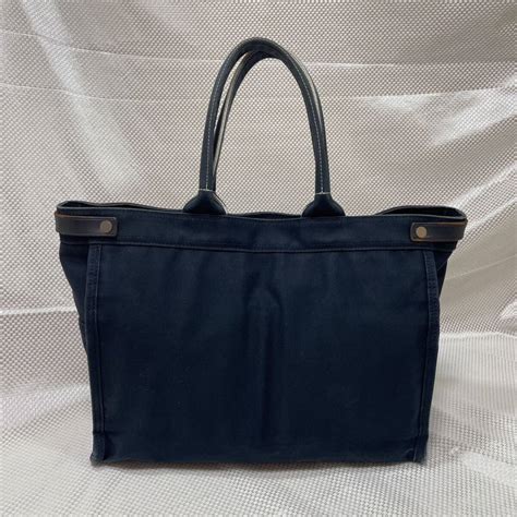 Yahoo Porter Girl Naked