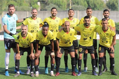 بطولة لبنان في كرة القدم التعادل السلبي يحسم قمة الأنصار والعهد الديار