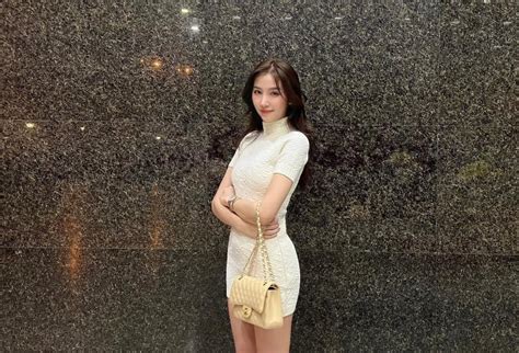 Hot girl tạp hoá xinh đẹp bất ngờ trong loạt ảnh diện b ikini Người đẹp Việt Giải Trí