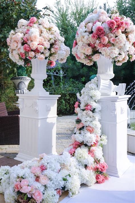 Pin by Anush on Свадьба | Wedding ceremony decorations, Wedding decor ...