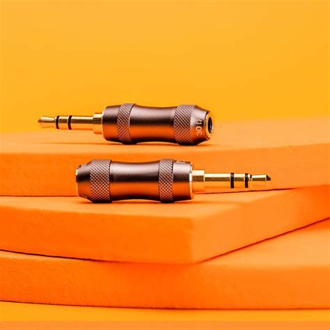 DUNU Earphones: DK-3001 and Titan series, Falcon-C, DN-200 series — HiFiGo