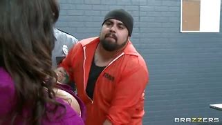 Lisa Ann Teases The Prisoners With Her Enormous Tits And Slutty Attire Porn Movies 3Movs