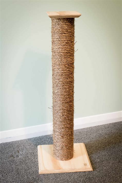 Cat Scratching Post Valley Craftsman