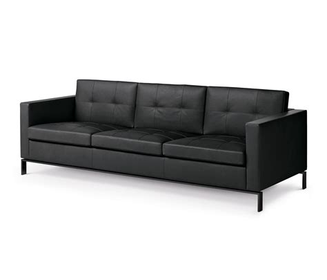 Modern Icons: Foster 502 Sofa | Architonic